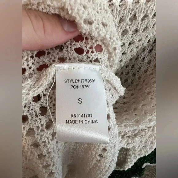 143 Story Knitted Sweater - Small NWT - Picture 9 of 10